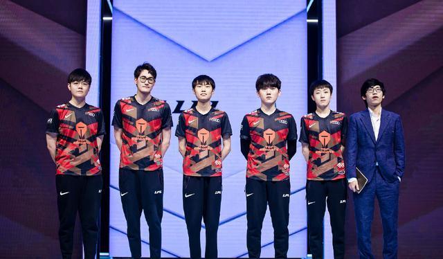 和新手裁判 和新手裁判